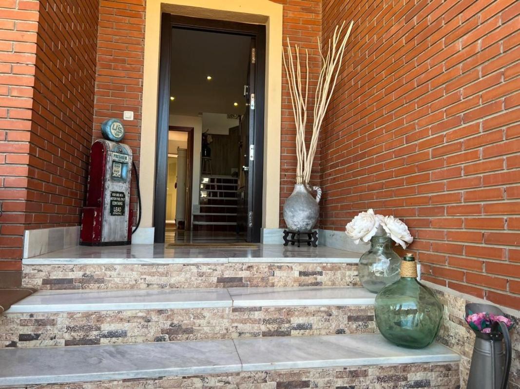 Properties for sale and rent in Spain photo 3