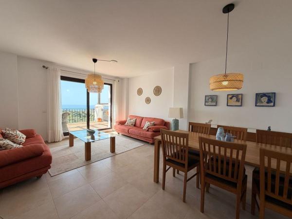 Duplex na sprzedaż w Dúplex en Alto de los Monteros, Marbella, Marbella photo 4