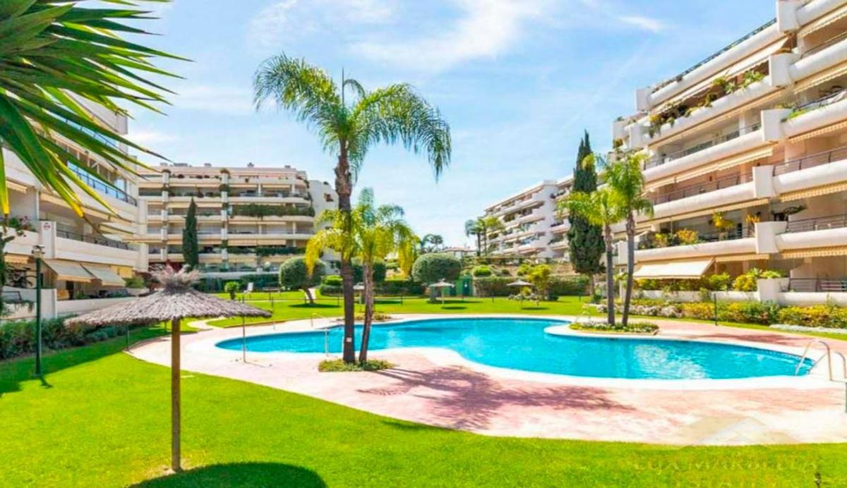 Venta de piso en Piso en Camino Cortes, 38 C, Guadalmina Alta, Marbella, Marbella
photo 1