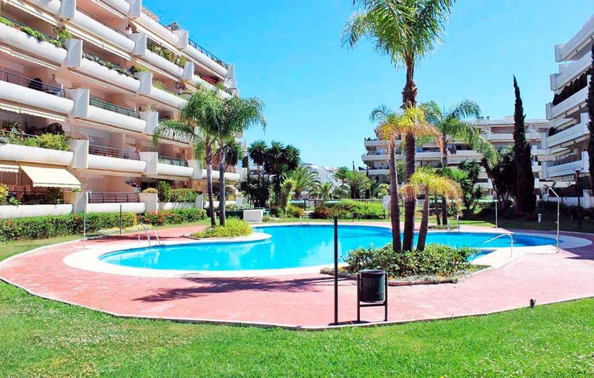 Venta de piso en Piso en Camino Cortes, 38 C, Guadalmina Alta, Marbella, Marbella
photo 3