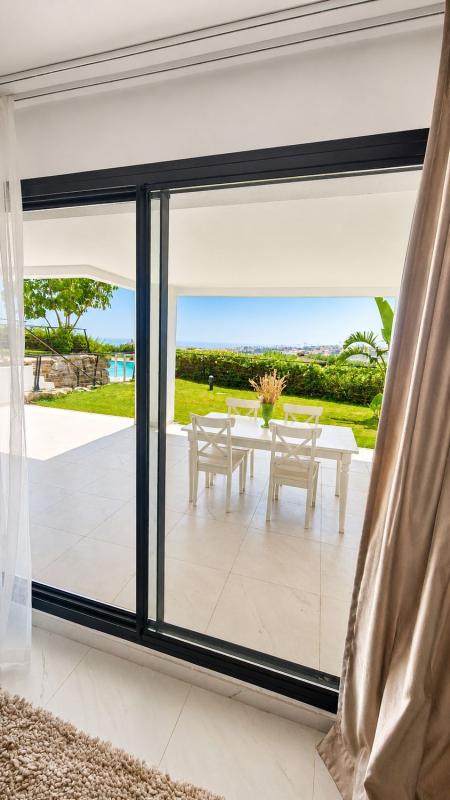 Venta de piso en Piso en Avenida del Carmen, 10, Seghers, Estepona, Estepona
 photo 2