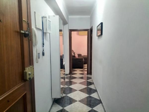 Sprzedaż mieszkania w Piso en Calle Moreno Nieto, Victoria Eugenia, Málaga, Málaga
thumbnail 2