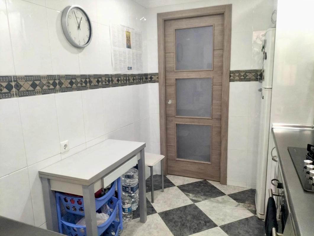 Продажа квартиры на Piso en Calle Moreno Nieto, Victoria Eugenia, Málaga, Малага
photo 4