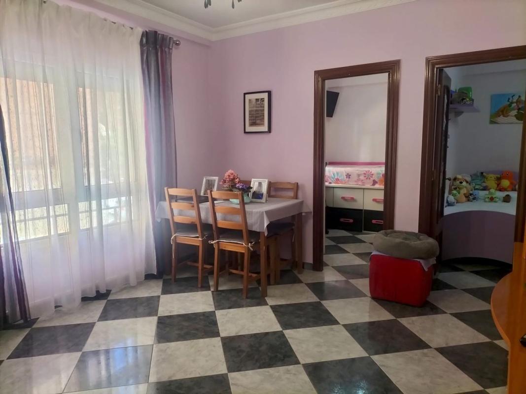 Продажа квартиры на Piso en Calle Moreno Nieto, Victoria Eugenia, Málaga, Малага
photo 5