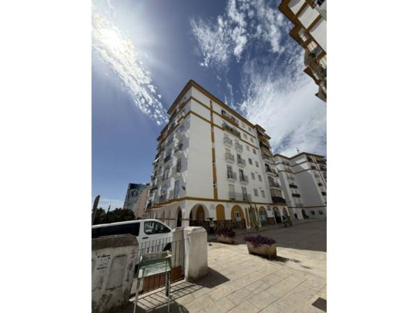 Sprzedaż mieszkania w Piso en Avenida de los Reales, Sierra de Estepona-Avda de Andalucia, Estepona, Estepona
 photo 4