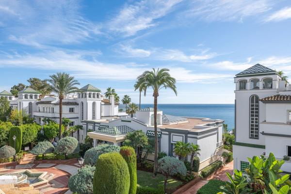 Аттик на продажу в Ático en Dominion Beach s/n, El Velerín, Estepona, Эстепона photo 1