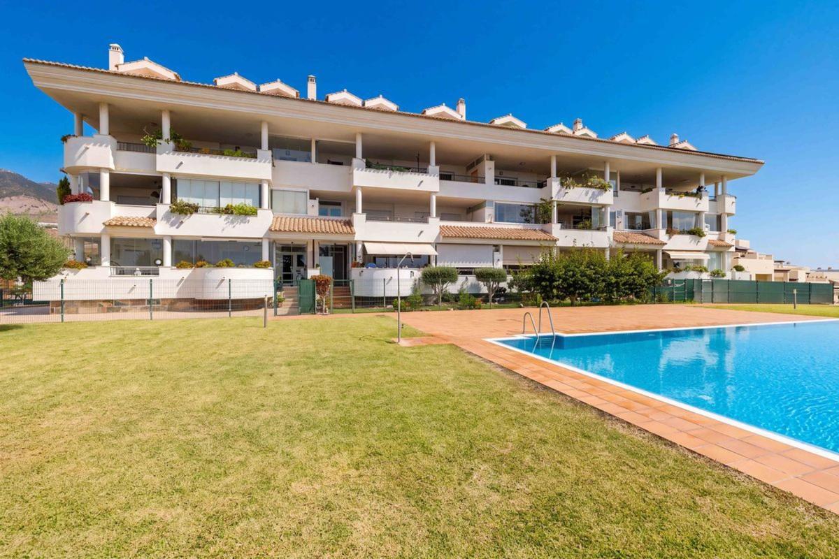 Продажа квартиры на Piso en Avenida de Cibeles, Montealto, Benalmádena, Бенальмадена
photo 3