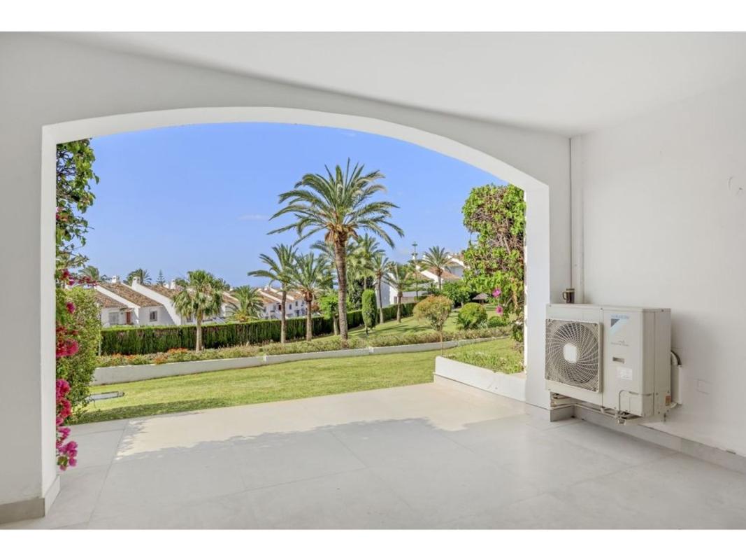 Sprzedaż mieszkania w Piso en Calle los Granados, Puerto Banús, Marbella, Marbella
 photo 2