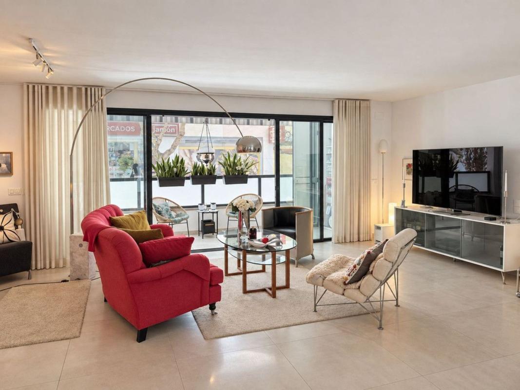 Sale of apartment in Piso en Calle Francisco Cano, Playa de los Boliches, Fuengirola, Fuengirola
photo 1