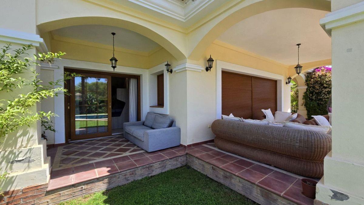 Properties for sale and rent in Spain photo 4