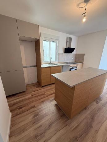 Продажа квартиры на Piso en Calle José Luis Díez, 1, Puerto de Estepona, Estepona, Эстепона
 photo 4