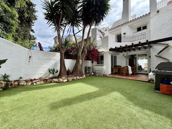Chalet adosado en Urbanización Los Naranjos de Marbella, 9, La Dama de Noche-La Alzambra, Marbella thumbnail 3
