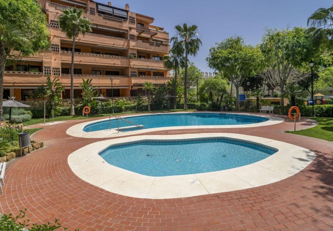 Venta de piso en Piso en Arrabal la Caridad, La Carolina-Guadalpín, Marbella, Marbella
photo 1