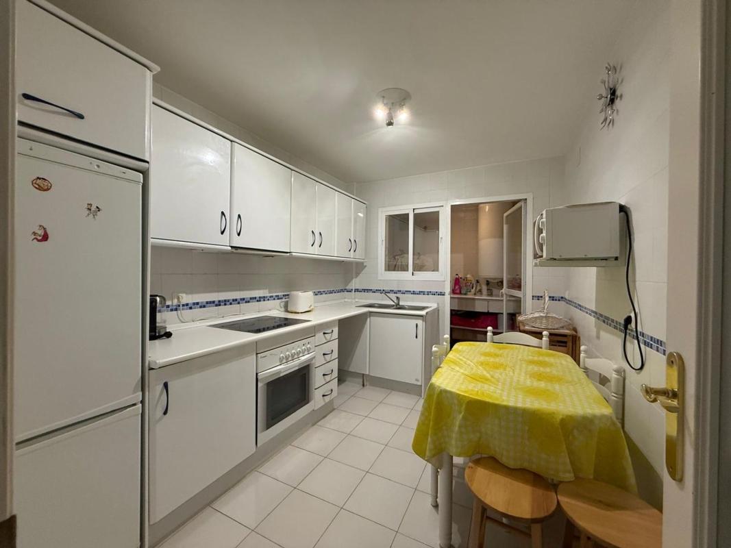 Venta de piso en Piso en Jose Orbaneja Calahonda, Sitio de Calahonda, Mijas, Mijas
 photo 5