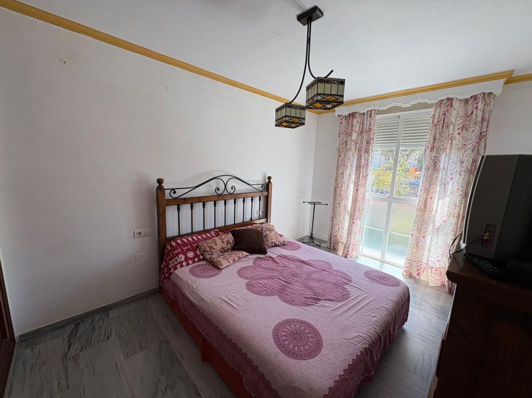 Venta de piso en Piso en Calle Huerto de los Claveles, El Molinillo - Capuchinos, Málaga, Málaga
photo 5