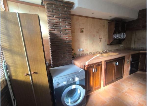 Venta de piso en Piso en Victoria Eugenia, Málaga, Málaga
thumbnail 2