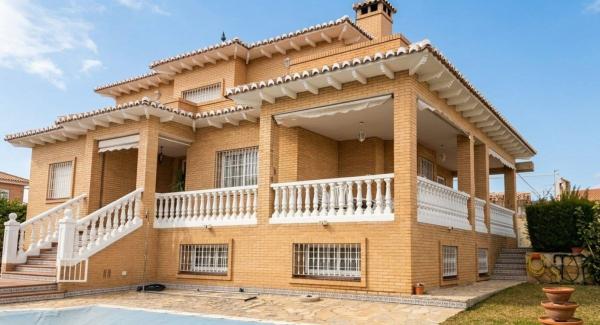 Casa o chalet independiente en Cotomar - Urbanizaciones, Rincón de la Victoria photo 1