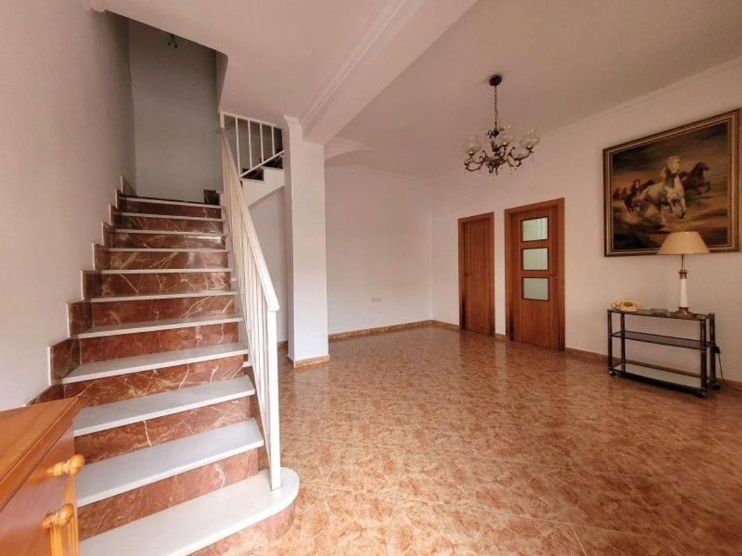 Sprzedaż niezależnego domku jednorodzinnego w Casa o chalet en Plaza de Zapata de Cárdenas, 11, Los Castillejos - La Trinidad, Málaga, Málaga photo 4