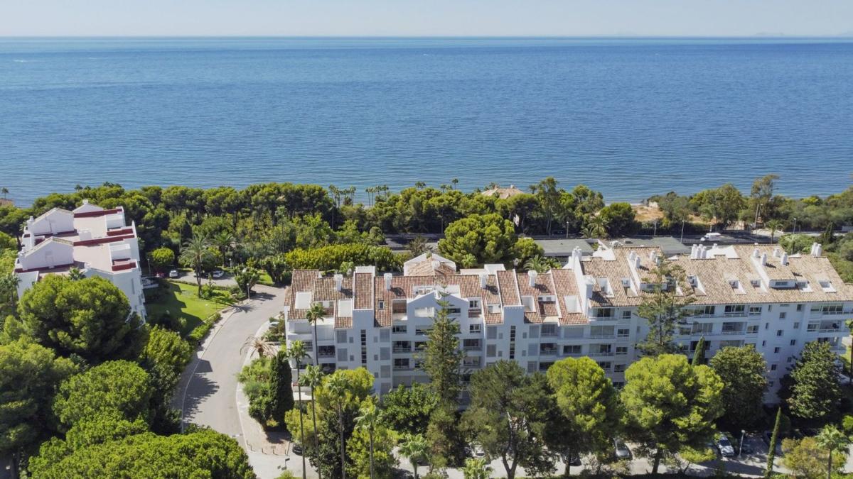 Venta de piso en Piso en Urbanizacion Torre Real Parq el Carmen, 5, Rio Real, Marbella, Marbella
photo 2