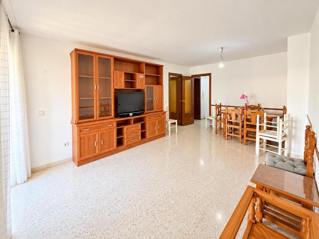 Продажа квартиры на Piso en Avenida de la Constitución, Arroyo de la Miel, Benalmádena, Бенальмадена
 photo 2