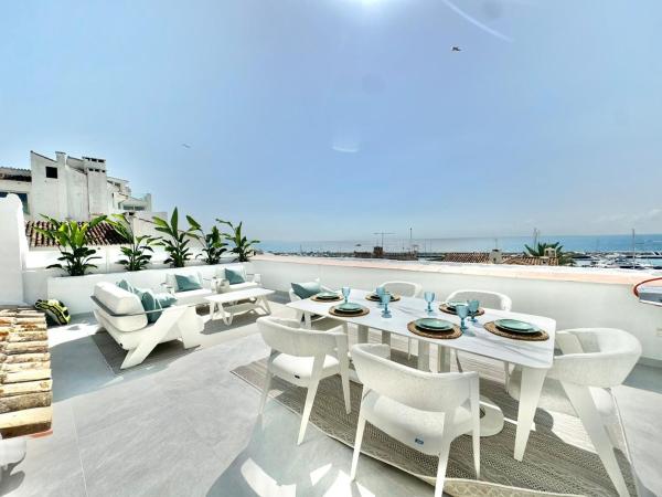 Sale of flat in Piso en Muelle Ribera (p Banus), Puerto Banús, Marbella, Marbella
photo 1