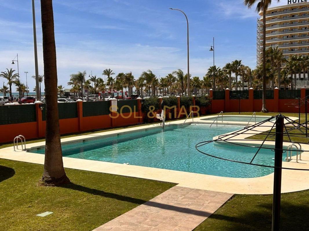 Продажа квартиры на Piso en Calle Carlos Cano, Los Álamos, Torremolinos, Торремолинос
 photo 3