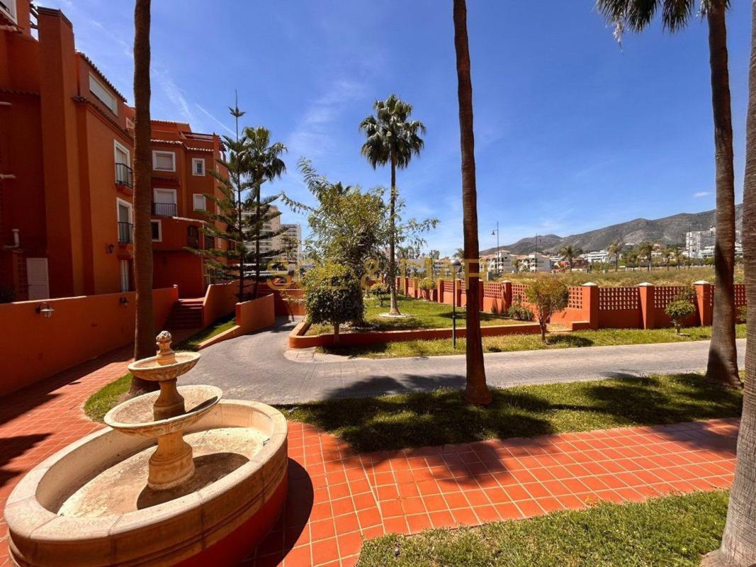 Продажа квартиры на Piso en Calle Carlos Cano, Los Álamos, Torremolinos, Торремолинос
 photo 5