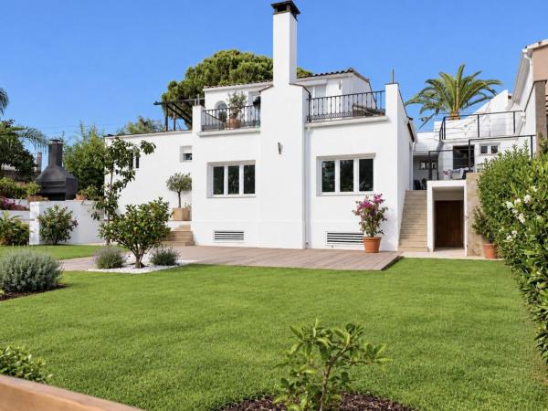 Casa o chalet independiente en Calle Melocotón, El Rosario-Ricmar, Marbella photo 1