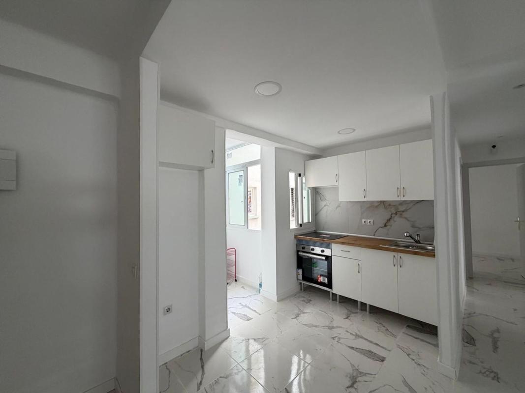 Venta de piso en Piso en Calle Río Isuela, Ayuntamiento, Torremolinos, Torremolinos
photo 4