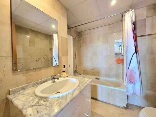 Ático en venta en  Ático en Camino Cortes, 9 D, Guadalmina Alta, Marbella, Marbella photo 4