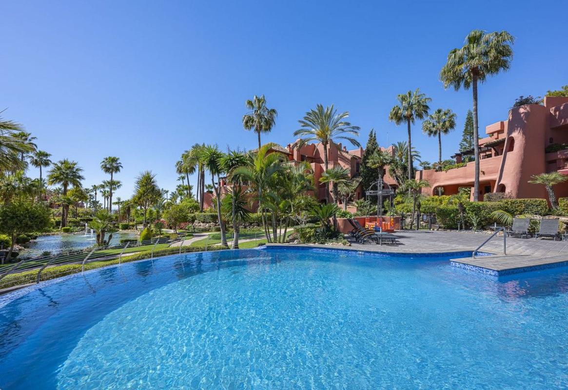 Venta de duplex en Dúplex en Torre Bermeja, Ur Costalita II Es:5 Pl:02 Pt:521 Torre Bermeja I s/n, Guadalmansa, Estepona, Estepona photo 4