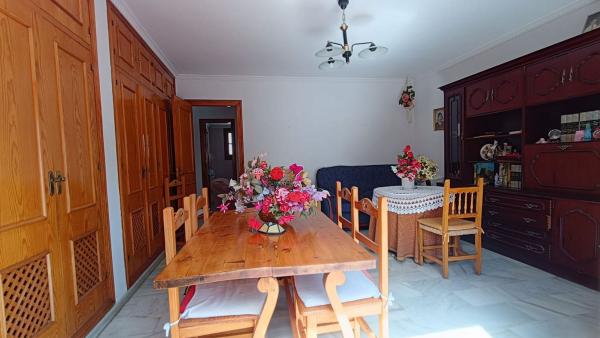 Chalet adosado en Centro, Estepona thumbnail 3