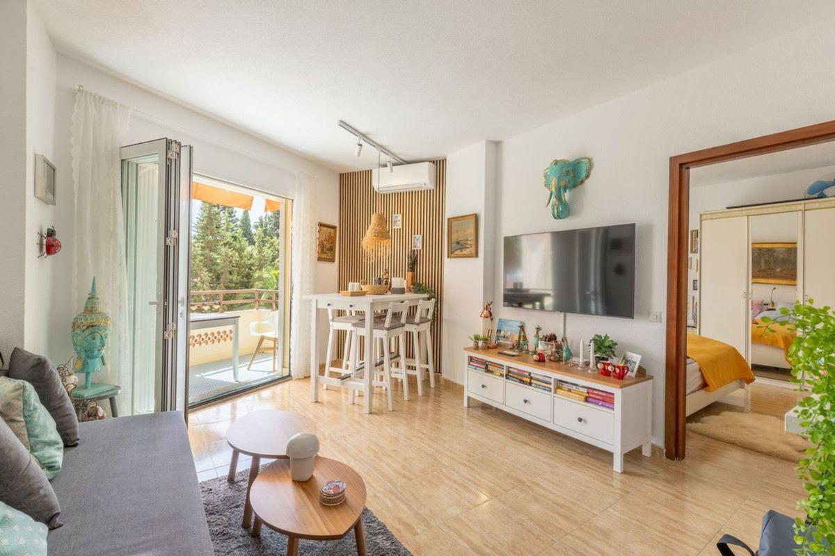 Sale of apartment in Piso en La Leala - El Saltillo, Torremolinos, Torremolinos
photo 1