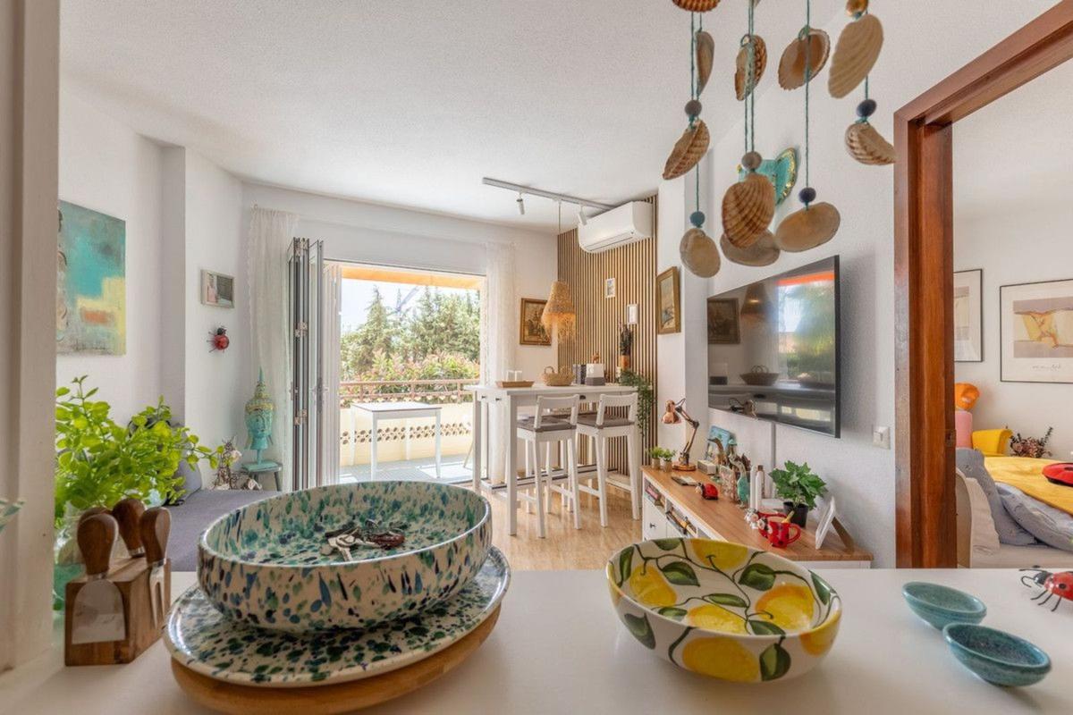 Sale of apartment in Piso en La Leala - El Saltillo, Torremolinos, Torremolinos
photo 4