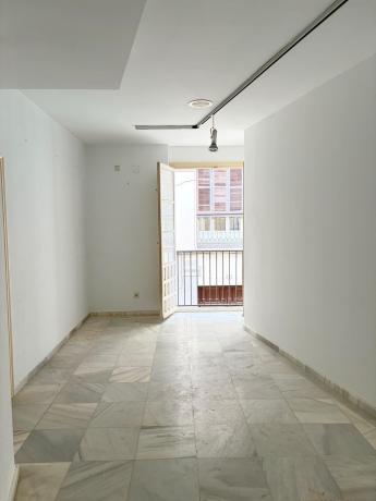 Sprzedaż mieszkania w Piso en Calle Niño de Guevara, Centro Histórico, Málaga, Málaga
 photo 4