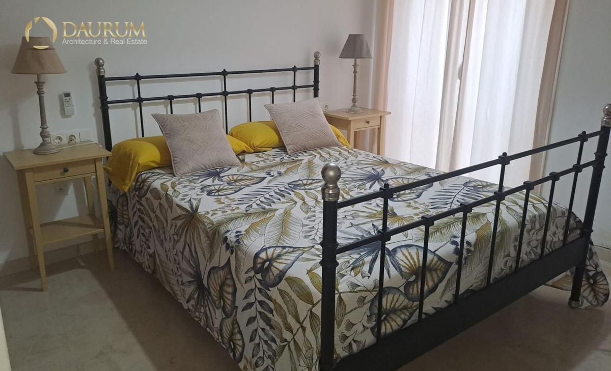 Venta de piso en Piso en Calle Alderete, El Molinillo - Capuchinos, Málaga, Málaga
 photo 3