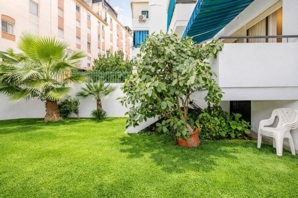 Chalet pareado en Zona Calvario, Estepona thumbnail 2