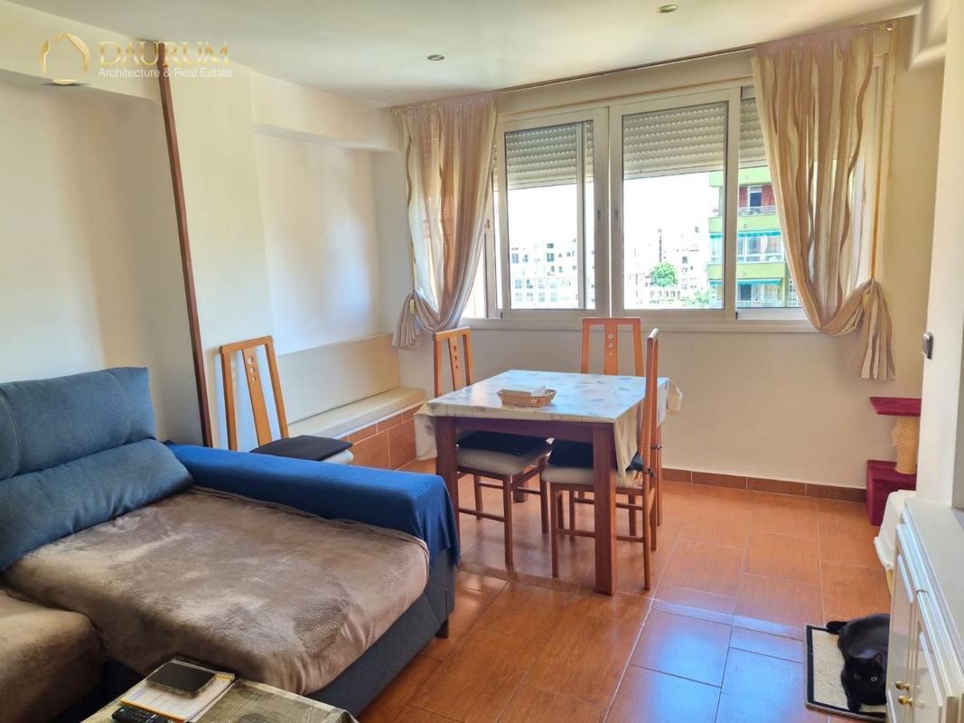 Sale of apartment in Piso en Avenida de Sorolla, Ayuntamiento, Torremolinos, Torremolinos
 photo 2