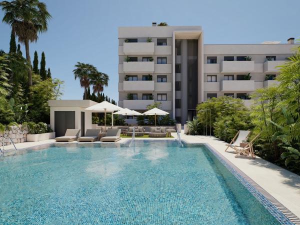 Sale of flat in Piso en Calle Letonia s/n, Huerta Nueva, Estepona, Estepona
photo 1