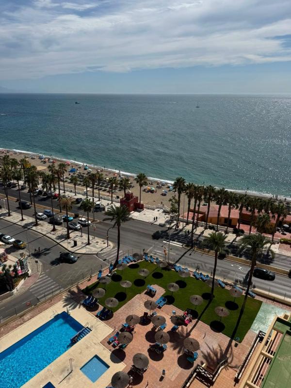Venta de piso en Piso en Calle Torrealmádena, Cortijo Torrequebrada, Benalmádena, Benalmádena
photo 3