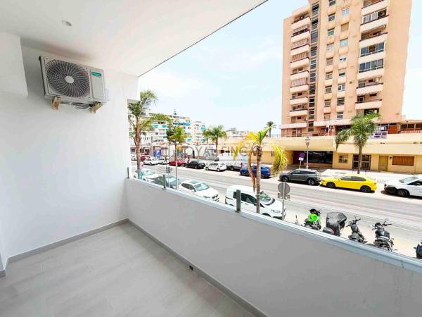 Duplex na sprzedaż w Dúplex en Avenida Carlota Alessandri s/n, Montemar, Torremolinos, Torremolinos thumbnail 3