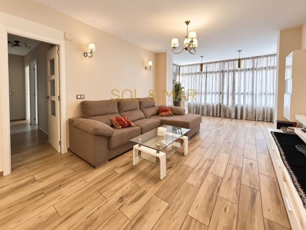 Продажа квартиры на Piso en Avenida de Sorolla, Ayuntamiento, Torremolinos, Торремолинос
photo 1