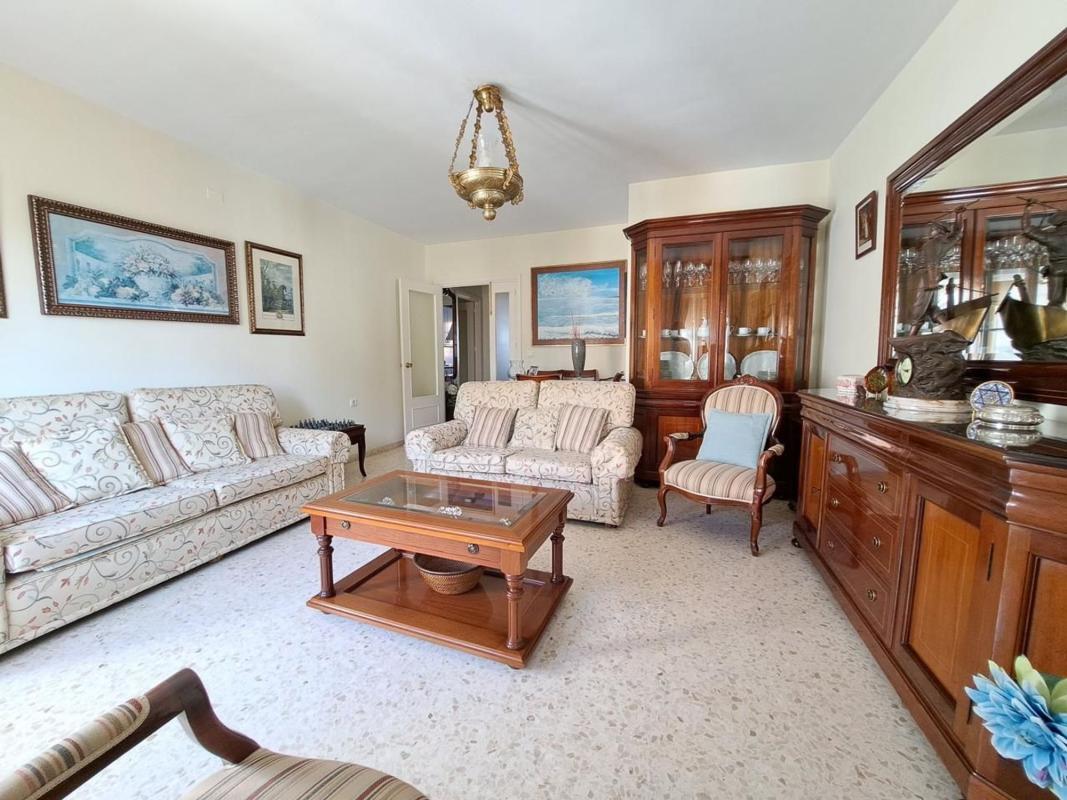 Venta de piso en Piso en Calle Doctor Gálvez Ginachero s/n, Zona Puerto Deportivo, Fuengirola, Fuengirola
 photo 4