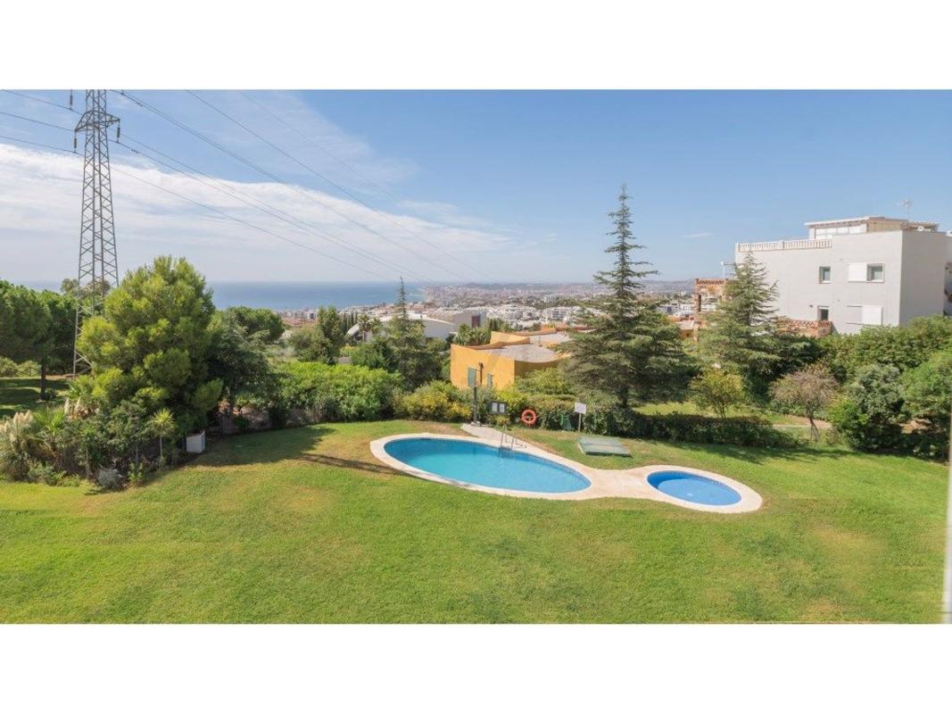 Penthouse sale in Ático en Calle Cedro, El Higuerón - Capellanía, Benalmádena, Benalmádena photo 1