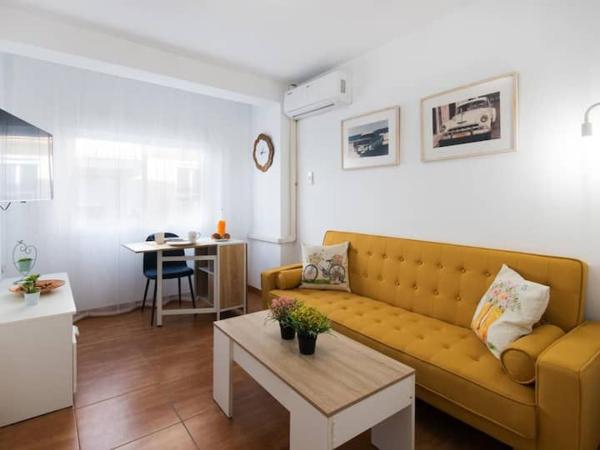 Casa de pueblo en Chiriva, La Carihuela - Los Nidos, Torremolinos thumbnail 3
