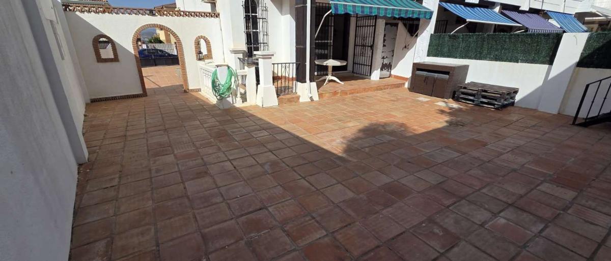 Недвижимость на продажу и в аренду в Испании photo 2