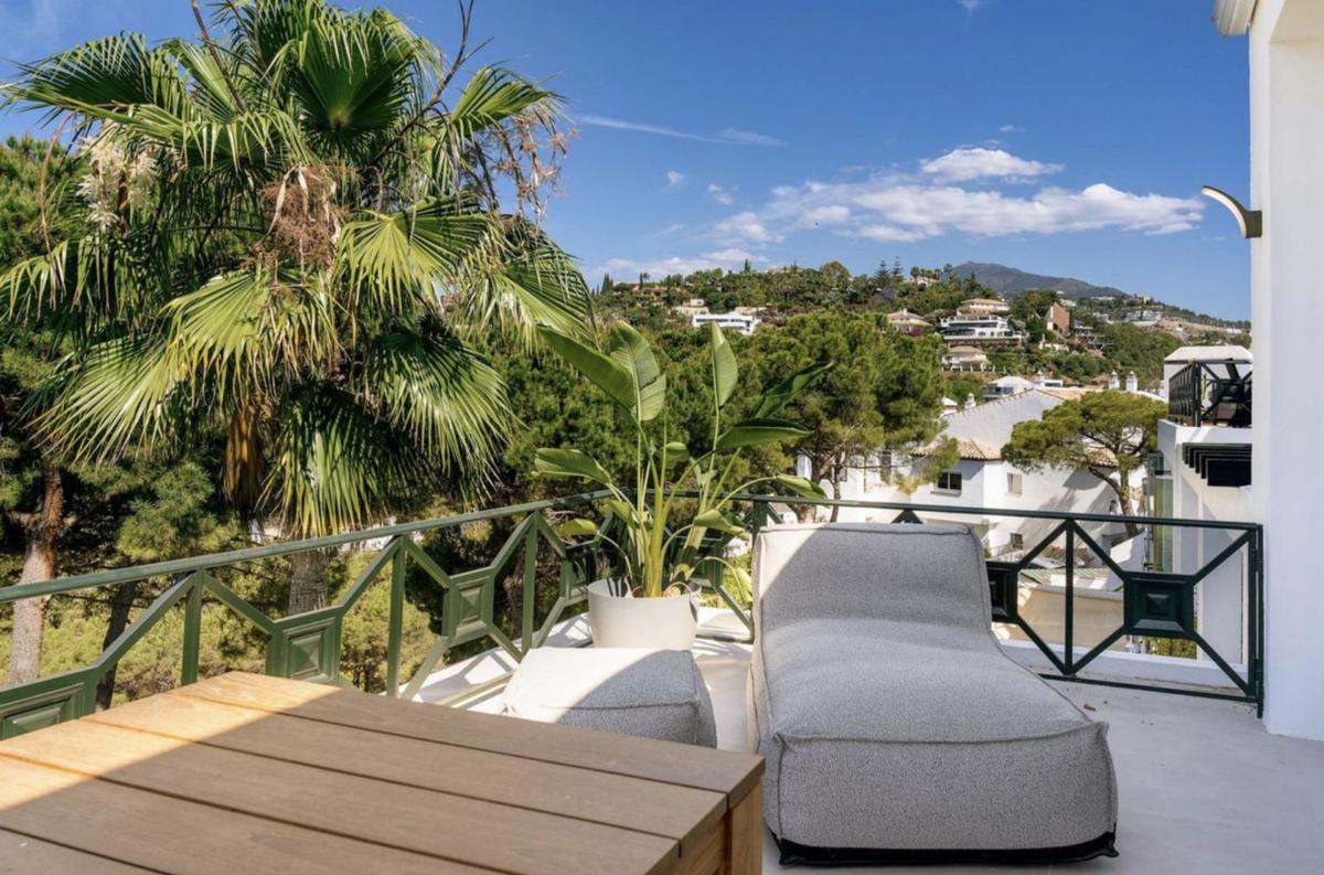 Sale of apartment in Piso en Urbanizacion Guadaiza A/b, San Pedro Pueblo, Marbella, Marbella
photo 2