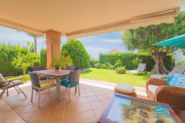 Chalet pareado en Avenida Santa Clara Golf, Los Monteros, Marbella photo 4