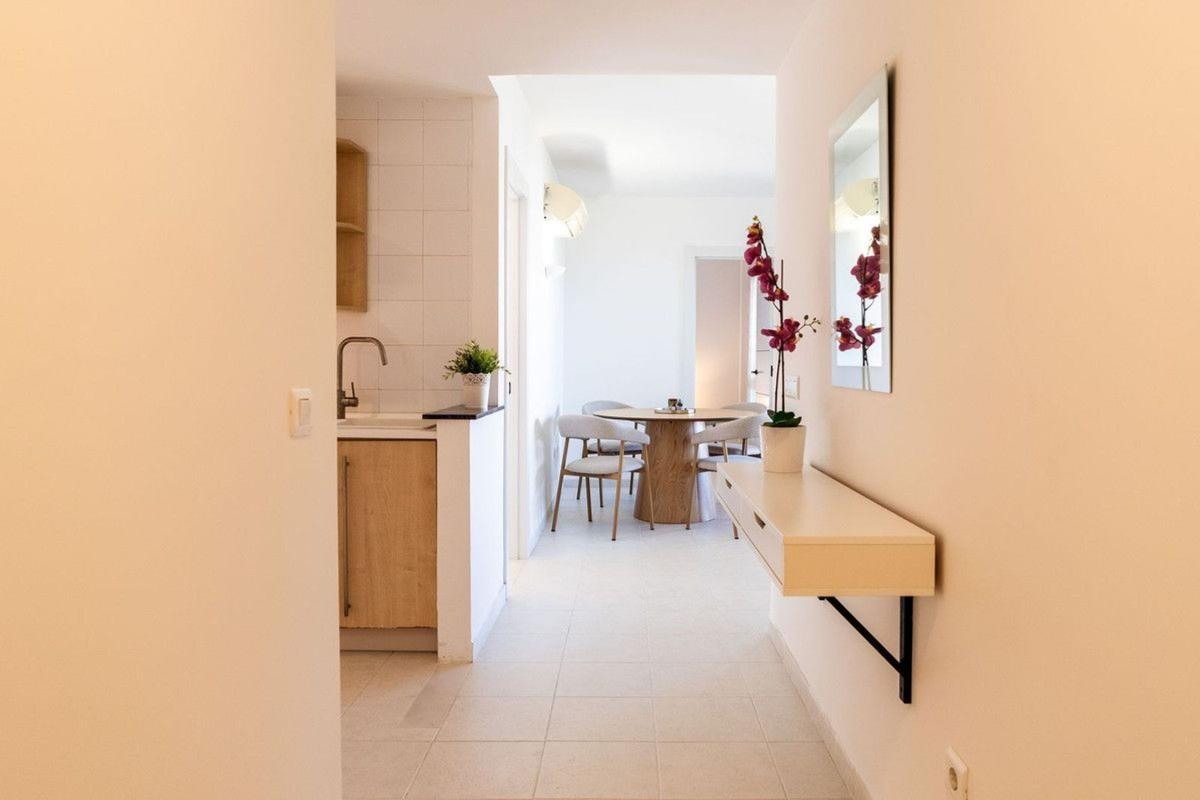 Venta de piso en Piso en Avenida del Higuerón, El Higuerón, Fuengirola, Fuengirola
photo 2