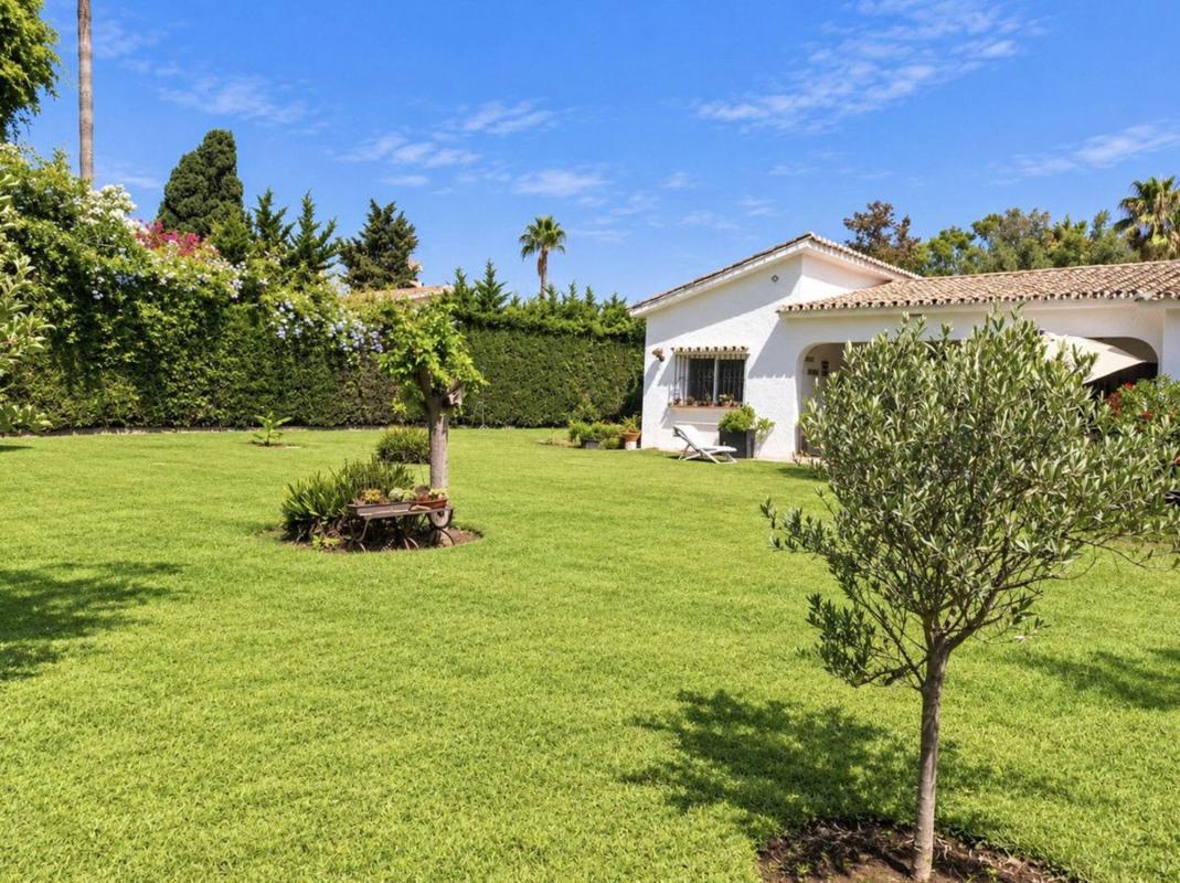 Properties for sale and rent in Spain photo 4